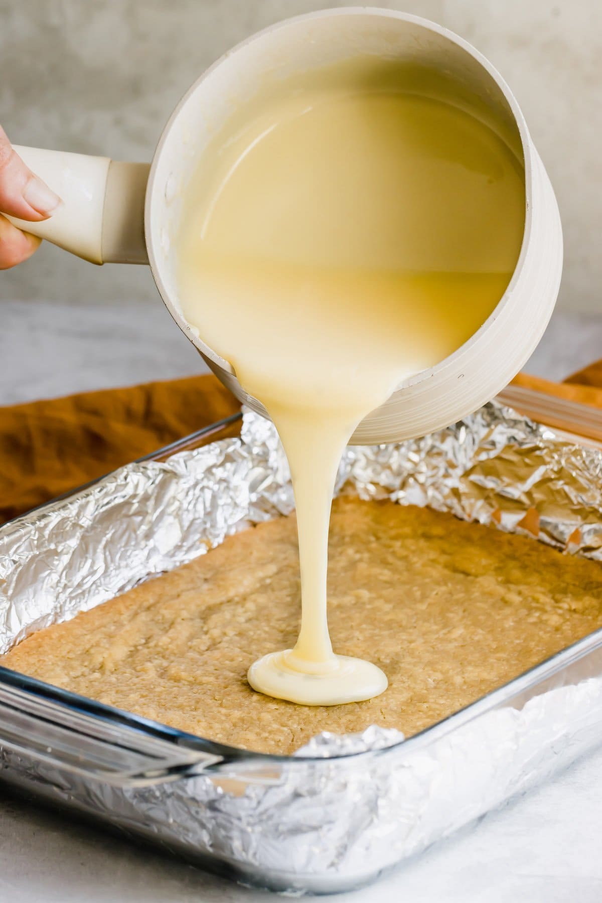 Filling for shortbread cookie bars.